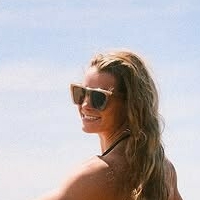 Abigail Domit Desnuda