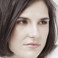 Adele Perovic Desnuda