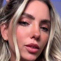 adriannaevess Desnuda