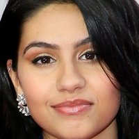 Alessia Cara Desnuda