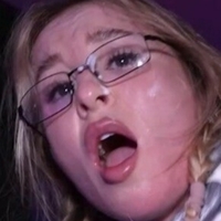 Alexandraqos Desnuda