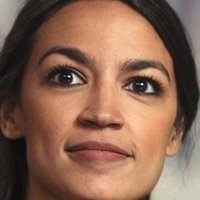 Alexandria Ocasio-Cortez Desnuda