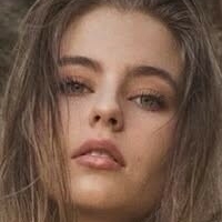 aliceyourmeow Desnuda
