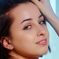 Alin Luxe Desnuda