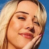 Alix Dakota Desnuda