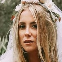 Allie Wes ~ Desnuda