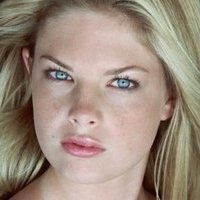 Amanda Alch Desnuda