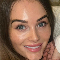 Amara Fox Desnuda