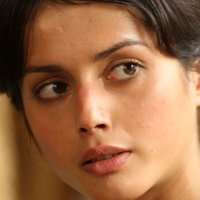 Amrita Acharia Desnuda