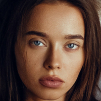 Anda Kiev Desnuda