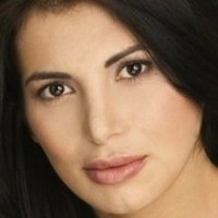 Andrea Leon Desnuda