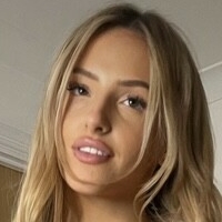 Angel KC Desnuda