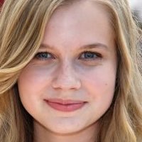 Angourie Rice Desnuda