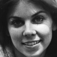 Ann Harris Desnuda