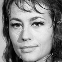 Annie Girardot Desnuda