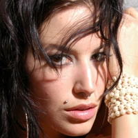 Ansley Desnuda