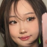 Apeachy777 Desnuda