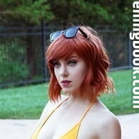 April Gloria Desnuda