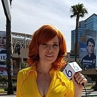 April O'Neil Desnuda