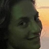 Ariel Kahana Desnuda