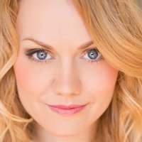 Ashley Kate Adams Desnuda