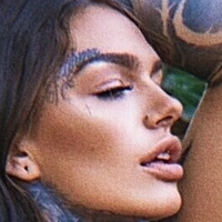Avidekielle Desnuda