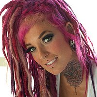 Bambu Suicide Desnuda