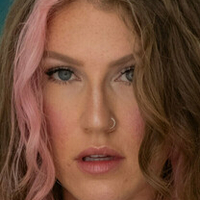 Becky Remce Desnuda
