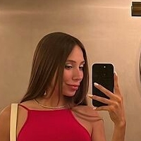 Bella Ciccone Desnuda