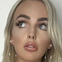 Bella Janice Desnuda