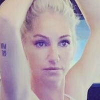 Bonniebi Desnuda