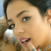 Bre Lovely Desnuda