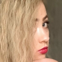 Cara Arabella Desnuda