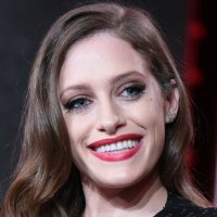 Carly Chaikin Desnuda