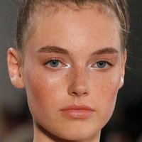 Celine Bethmann Desnuda