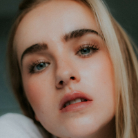 Chantal Colette Desnuda