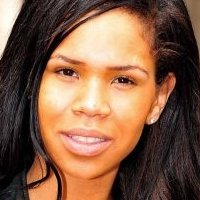 Charley Uchea Desnuda