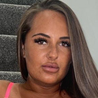 Chelsea Sky Desnuda