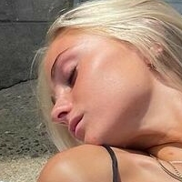 Chessielewis Desnuda