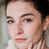 Chloe Howcroft Desnuda