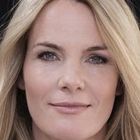 Chrissy Schulz Desnuda
