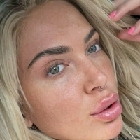 Christina Savoyy Desnuda