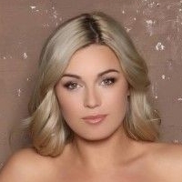 Ciara Price Desnuda