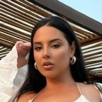Cinthya Larose Desnuda
