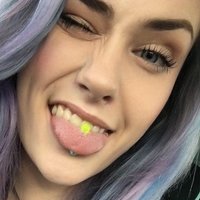 Clara BabyLegs Desnuda