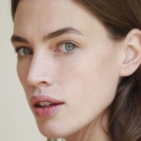 Crista Cober Desnuda