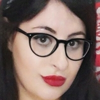 curvygeekfree Desnuda