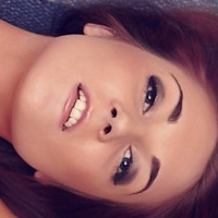 Darelle Oliver Desnuda