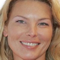 Deborah Unger Desnuda