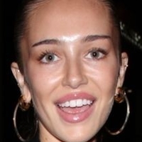 Delilah Hamlin Desnuda